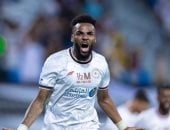 الجابوني آرون بوينديزا يصل القاهرة خلال أيام لإتمام التعاقد مع الزمالك