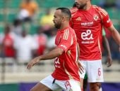 الأهلي يدفع بـ أفشة وطاهر بدلا من عاشور وتاو أمام الزمالك بالسوبر الأفريقى