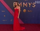 صوفيا فيرجارا وفيولا ديفيس ولارسون يزين السجادة الحمراء لحفل الـEmmys