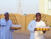 النوبيون يواصلون الاحتفال بالمولد النبوى فى جزيرة تنقار بأسوان.. يجوبون الشوارع خلف الرايات الخضراء.. القصائد وزغاريد النساء وتوزيع الحلوى والمشروبات أبرز المظاهر.. والشيخ عرمان وصادق أبرز مقامات الصوفية.. صور