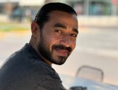 أحمد بتشان يتعاون مع المخرج الرومانى Bogdan Daragiu فى كليب "قتال"