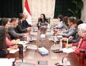 وزيرة التضامن تبحث مع بعثة البنك الدولى برامج الحماية الاجتماعية للأولى بالرعاية