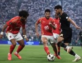 الزمالك يهزم الأهلي بضربات الترجيح ويتوج ببطولة السوبر الأفريقي