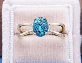 4 أحجار كريمة زرقاء لازم يبقى عندك واحدة منهم.. الياقوت والفيروز الأبرز