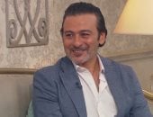 أحمد عزمي يتحدث عن أصعب مشاهده في "حكاية نرجس" و"ظلم المصطبة"