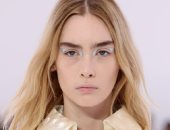 أبرز تريندات المكياج وتسريحات الشعر لربيع وصيف 2025.. منها الآيلاينر الفضى