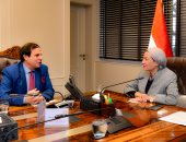 وزيرة البيئة تلتقى أمين عام رابطة الجامعات الإسلامية لبحث التعاون المشترك