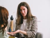 الناس بتاخد بنصايحهم في كل حاجة.. 3 أبراج تتمتع بالحكمة والعقلانية