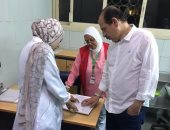 نائب وزير الصحة يتفقد مركزي صحة المعصرة وطرة ويوصي بضمان كفاءة الخدمات