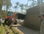 إزالة 40 حالة تعدٍ على الأراضى الزراعية وأملاك الدولة بالجيزة