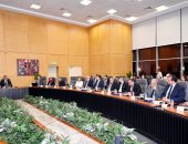 وزير الإسكان يلتقى مطورين عقاريين لبحث مشاركتهم بالمنتدى الحضرى العالمى الـ12