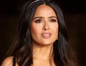 سلمى حايك تتصدر تريندات جوجل.. اعرف سر رشاقتها الدائمة