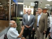 محافظ الجيزة يشدد على سرعة البت فى طلبات التصالح على مخالفات البناء