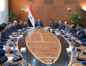 رئيس الوزراء يلتقى مسئولى شركة cscec الصينية