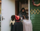 لماذا تنتشر الأزياء التنكرية فى احتفالات الهالوين؟