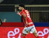 استمرار غياب وسام أبو علي عن الأهلى فى مباراة البنك بالدوري المصري