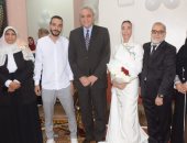 محافظ الغربية يشهد على عقد قران عروسين من الأيتام ويهديهما كافة المفروشات