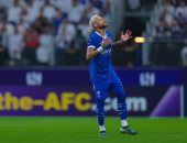 تقارير برازيلية: الهلال السعودى يناقش فسخ التعاقد مع نيمار