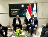 جلسة مباحثات لوزير البترول مع رئيس شركة إنرجين العالمية