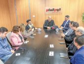 أعضاء مجلس كنائس مصر فى ندوة «اليوم السابع»: الكنائس تلعب دورا محوريا فى خدمة المجتمع.. القس يشوع بخيت يشيد بدور اليوم السابع فى نشر الوعى المجتمعى.. والأب يوحنا سعد: نحن نعيش أزهى عصور المواطنة والانفتاح 