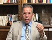 نقيب الأطباء: استدعاء طبيبة النساء لبدء التحقيق فى مخالفتها آداب المهنة 