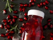 طريقة تحضير اسبراي لتطويل الشعر من الروز ماري وقشر الرمان.. خليكى فى الطبيعى