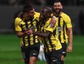 الاتحاد يعزز صدارة الدوري السعودي برباعية ضد الاتفاق