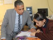 جولات يومية وخطة لمعالجة ضعف القراءة.. أبرز قرارات وكيل تعليم الجيزة