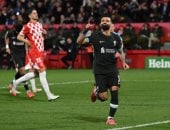 محمد صلاح يقود هجوم ليفربول أمام توتنهام فى الدوري الإنجليزي