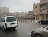 رجال المرور في الشوارع لحماية المواطنين تزامناً مع سوء الأحوال الجوية