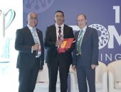 فوز جامعة سوهاج بجائزة أفضل بحث فى مؤتمر "دبى الدولى للعيون"