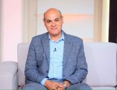 رئيس لجنة التصنيع الدوائى بنقابة الصيادلة فى حوار مع"اليوم السابع": 300 مليار جنيه سنويا حجم سوق الدواء في مصر.. وصف الأدوية بالاسم العلمى يوفر للدولة 3 مليارات جنيه سنويا.. ولدينا أفضل مصانع دواء بالشرق الأوسط