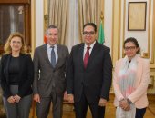 رئيس جامعة القاهرة يلتقى المدير الإقليمى للوكالة الفرانكفونية بالشرق الأوسط