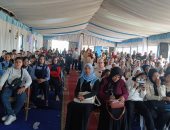 بداية.. جامعة الأقصر تدشن مبادرة لتوعية الطلاب بخطورة استخدام الهاتف بكثافة