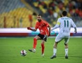 عمر كمال عبد الواحد لاعب الأهلي يتعرض لحادث سيارة