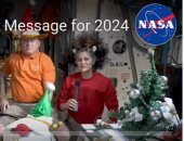 رواد الفضاء يحتفلون من المحطة الدولية بارتداء ملابس عيد الميلاد.. فيديو