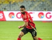 أفشة والسولية يشاركان بدلا من أكرم وبن شرقى فى مباراة الأهلى والبنك
