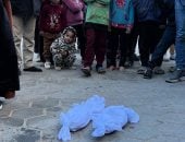 الأخبار العربية والعالمية حتى الظهيرة.. وفاة رضيع عمره 7 أيام بسبب البرد القارس دير البلح في غزة.. الجيش السوري يمشط حي الشيخ مقصود في حلب بالكامل.. وأمطار غزيرة تضرب بريطانيا وأكثر من 100 تحذير من الفيضانات