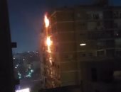 نجاة محمد مختار من حريق ضخم التهم الأدوار العليا لشقته بالزمالك