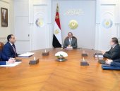 الرئيس السيسى يبحث جهود الحكومة لضمان تلبية احتياجات الدولة من المنتجات البترولية.. ويؤكد أهمية مواصلة تطوير الآبار المكتشفة وإدراجها ضمن خريطة الإنتاج.. ويوجه بانتظام سداد مستحقات الشركات بقطاع البترول والغاز