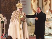 مشاهد الاحتفالات بعيد الميلاد المجيد حائط صد أمام الشائعات.. سياسيون: زيارة الرئيس للكاتدرائية تقليد سنوي يُجسد الوحدة الوطنية.. ويؤكدون: رسالة للعالم بقوة النسيج المصري والتمسك بقيم التسامح والتعايش المشترك