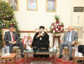 محافظ الجيزة يزور مطرانية الأقباط الأرثوذكس بشمال للتهنئة بعيد الميلاد المجيد