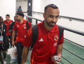 لاعبو الأهلى يغادرون ملعب مباراة استاد أبيدجان إلى المطار مباشرة