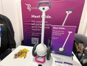 عصا WeWalk: روبوت تنقل ذكي لمساعدة المكفوفين في الحياة اليومية