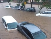 الطبيعة تصب غضبها فى دول أمريكا الجنوبية.. فيضانات عارمة فى البرازيل تسبب انهيارات أرضية.. تضرر أكثر من 60 منزلا بسبب أمطار غزيرة فى بوليفيا.. وحرائق ضخمة فى الأرجنتين قضت على 2000 هكتار.. تغير المناخ كلمة السر