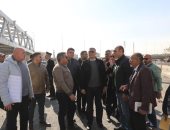 محافظ الجيزة يتفقد المرحلة الأولى لأعمال تشجير الطريق الدائرى