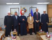 جامعة دمنهور تستقبل وزير الأوقاف لمناقشة رسالة دكتوراه بكلية الآداب