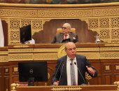 وزير الطيران المدنى: توجد 137 شركة تعمل فى الطيران الشارتر بمصر