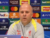 سلوت مدرب ليفربول: أفضل الفوز بلقب الدورى الإنجليزي عن جميع البطولات
