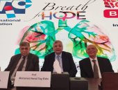 مستشار الرئيس للصحة: سرطان الرئة لا يصيب كل المدخنين ونكافح المرض.. صور